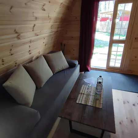 Campsite Minihotel Am An Der Mecklenburger Seenplatte, Schlaffass