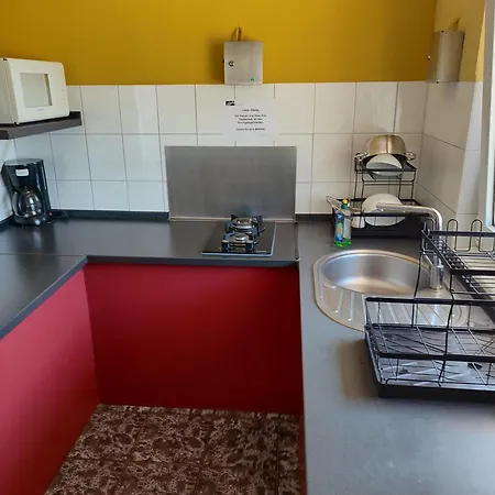 Kemp Minihotel Am An Der Mecklenburger Seenplatte, Schlaffass Fürstenberg-Havel