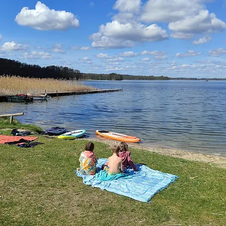 Kemp Minihotel Am An Der Mecklenburger Seenplatte, Schlaffass Fürstenberg-Havel